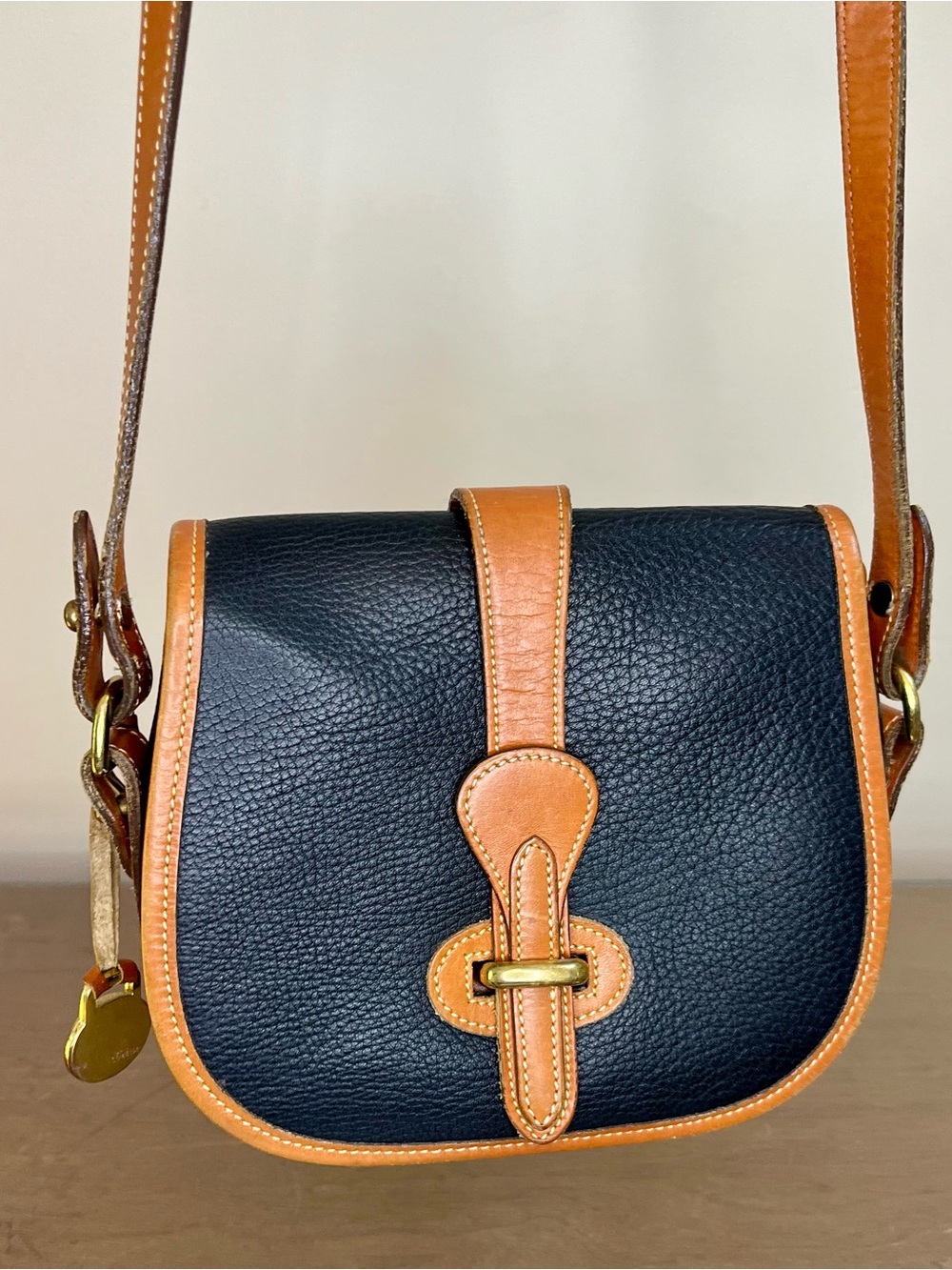 Vintage Dooney & Bourke Pebbled Leather Equestrian Crossbody Bag Black/Brown